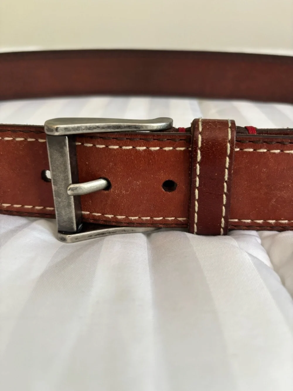 Men's Brown Leather Belt with Silver Buckle by Relic size 40 - Picture 2 of 9